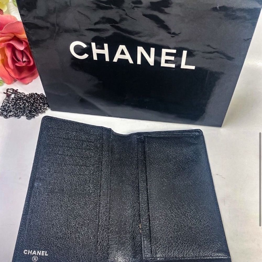 AUTHENTIC CHANEL BIFOLD DIAMOND STITCH WALLET GOLD - Picture 6 of 14